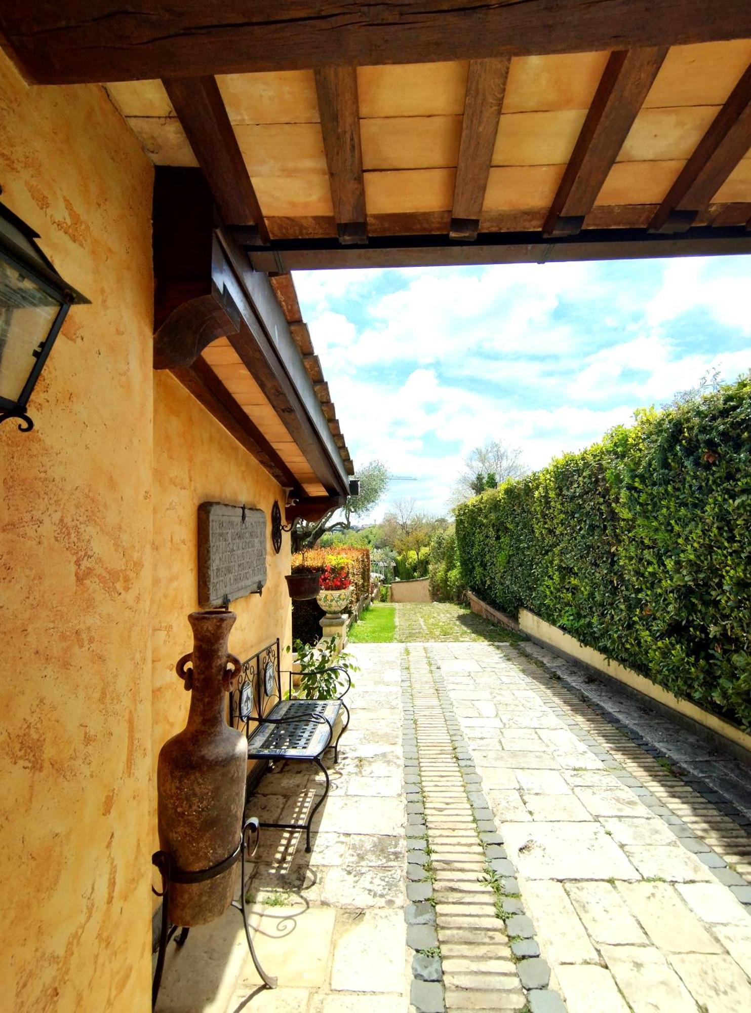 Frühstückspension La Valle Dei Casali Com Rom